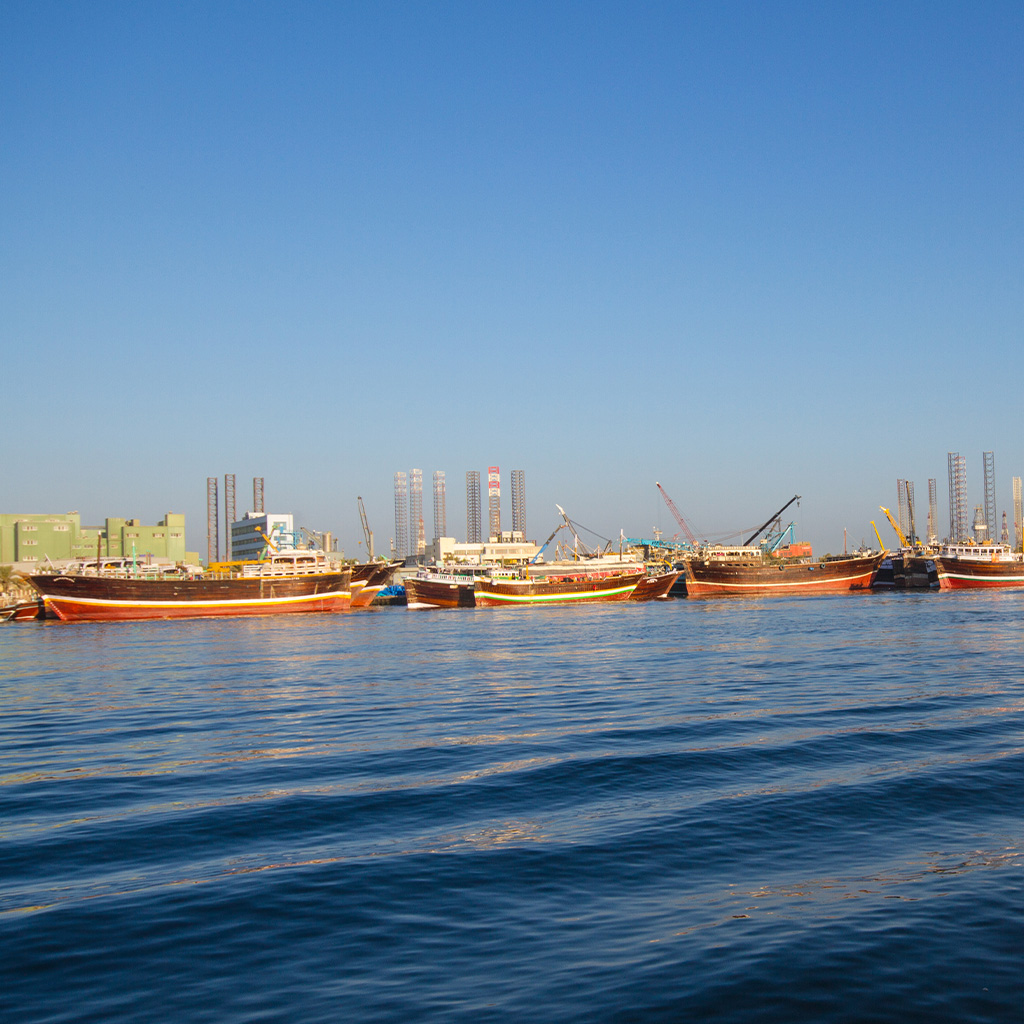 ميناء خالد الشارقة